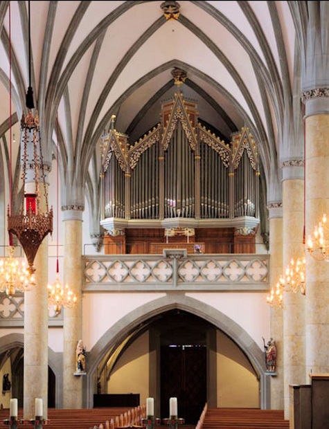 Kathedrale St. Florin orgel_1.jpg
